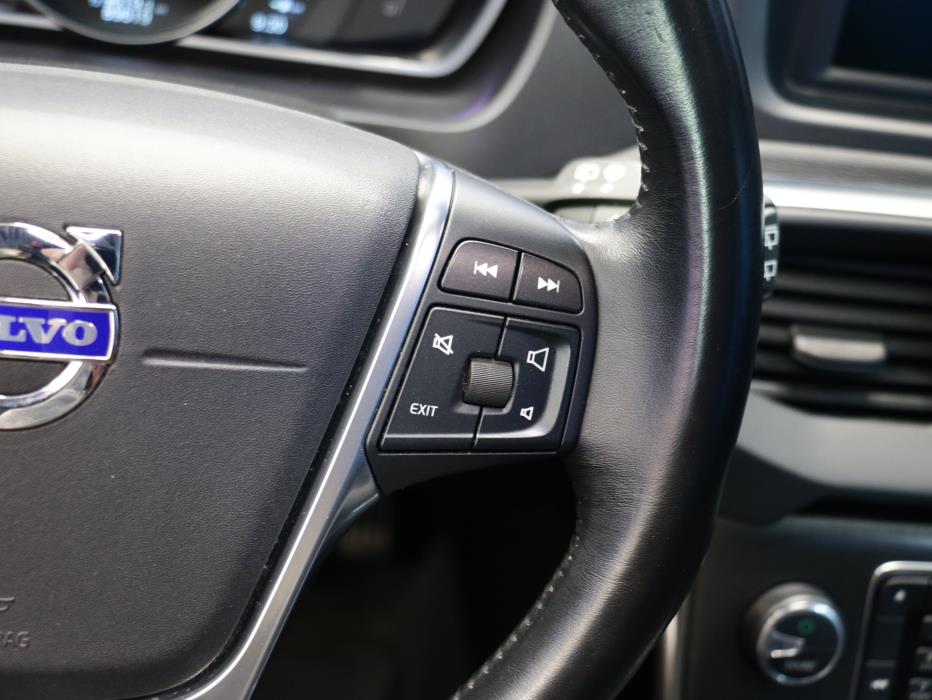 Volvo V40 2015