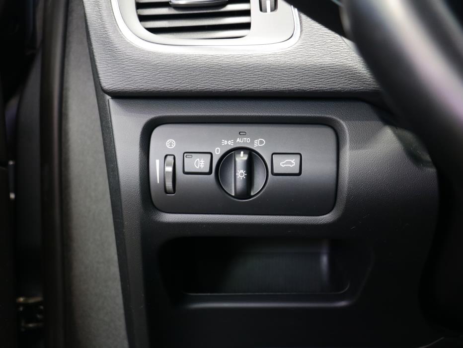 Volvo V40 2015