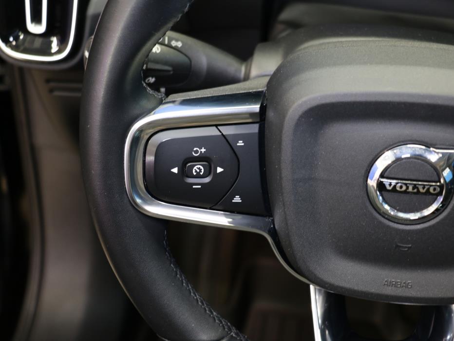 Volvo XC40 2022