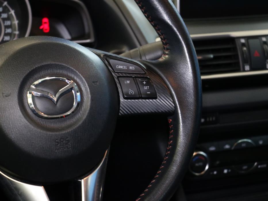 Mazda Mazda3 2015