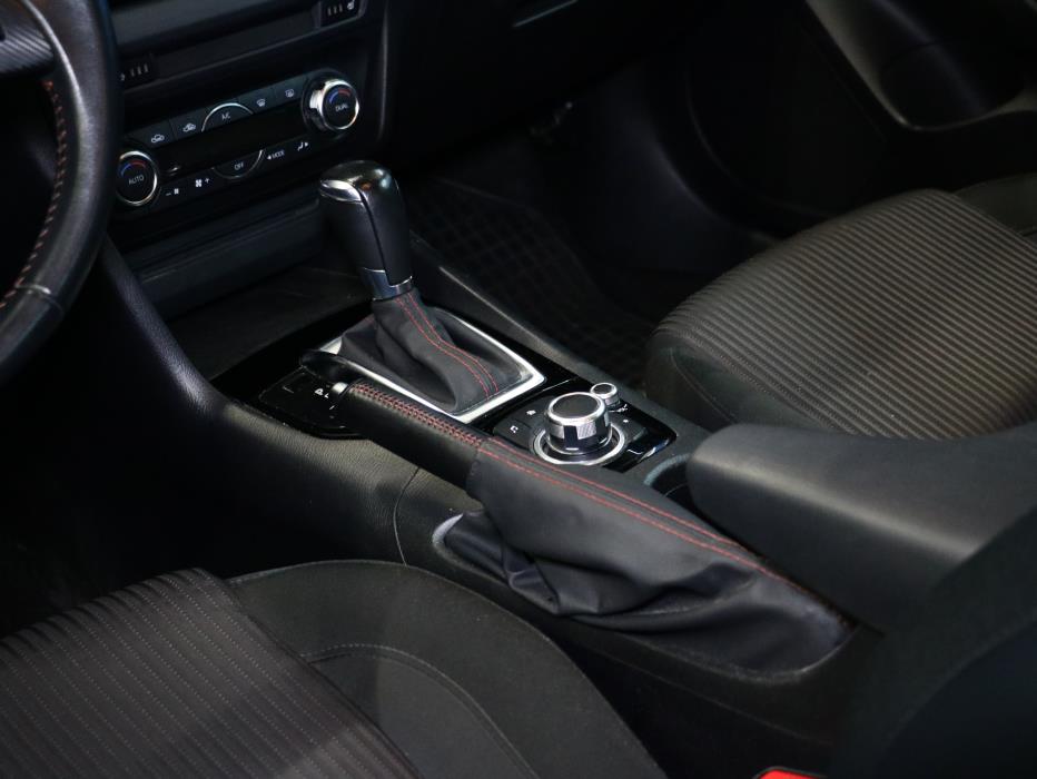 Mazda Mazda3 2015