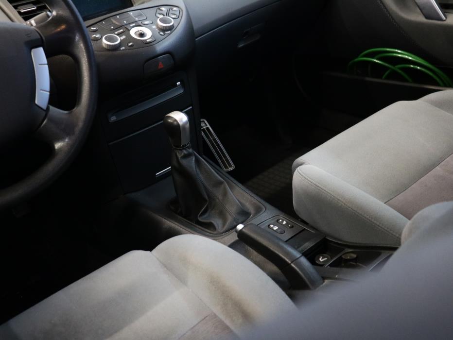 Nissan Primera 2006