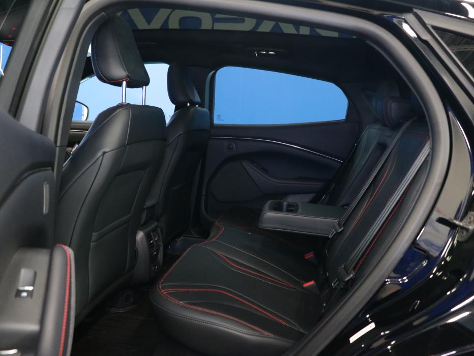 Ford Mustang Mach-E 2024