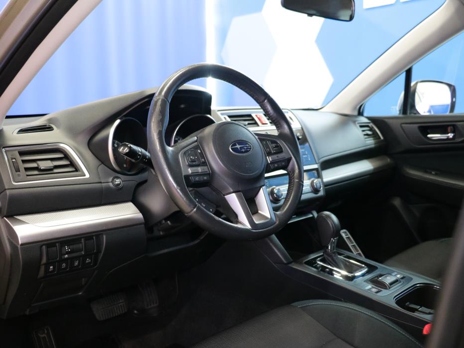 Subaru Outback 2016