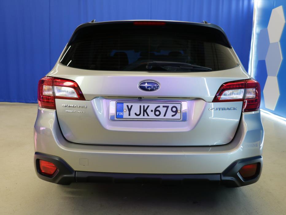 Subaru Outback 2016
