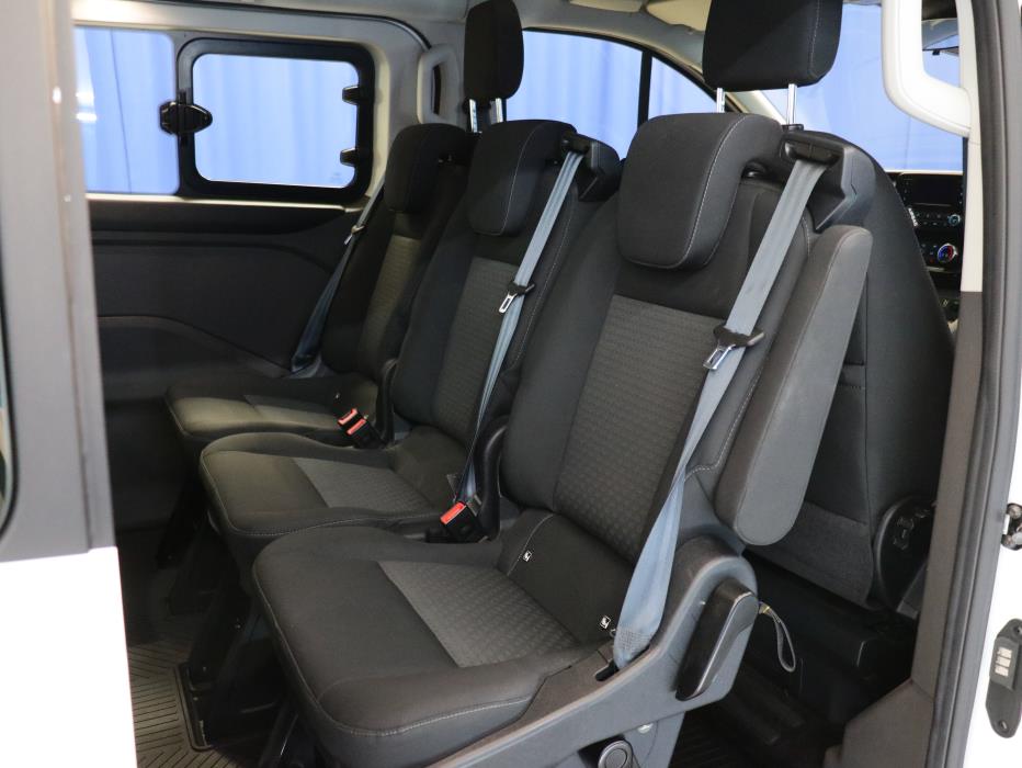 Ford Tourneo Custom 2022