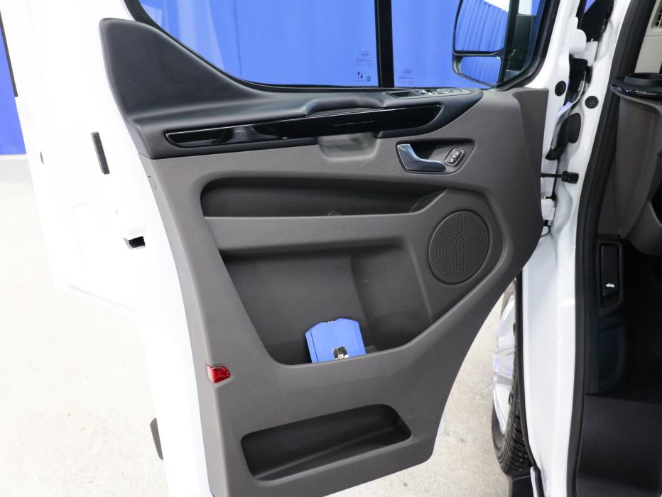 Ford Tourneo Custom 2022