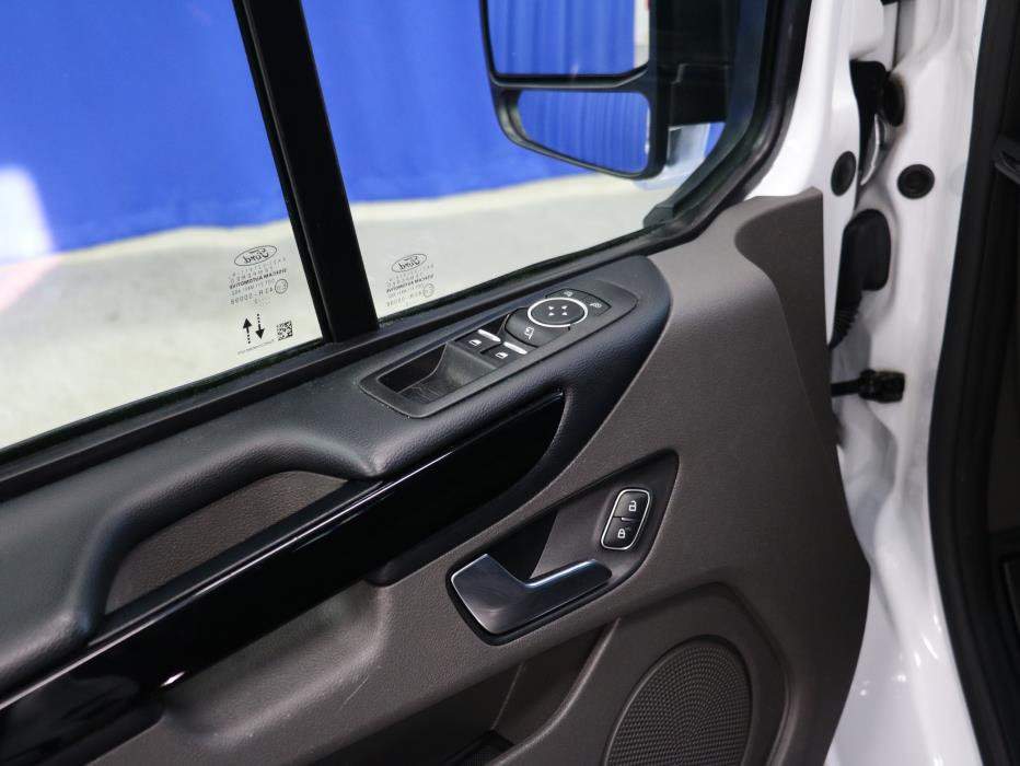 Ford Tourneo Custom 2022