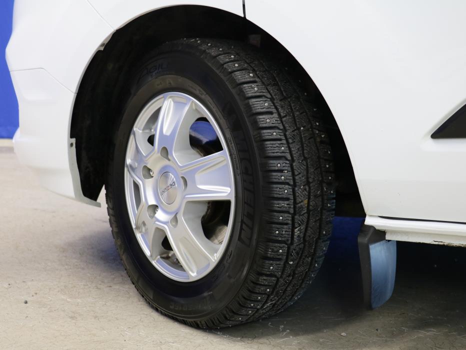 Ford Tourneo Custom 2022