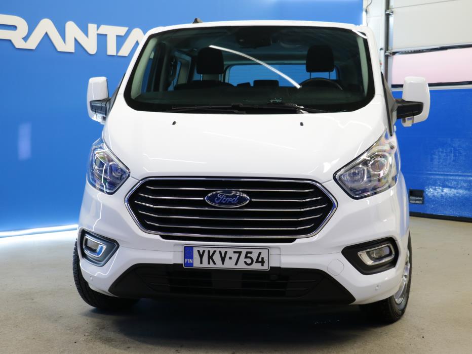 Ford Tourneo Custom 2022