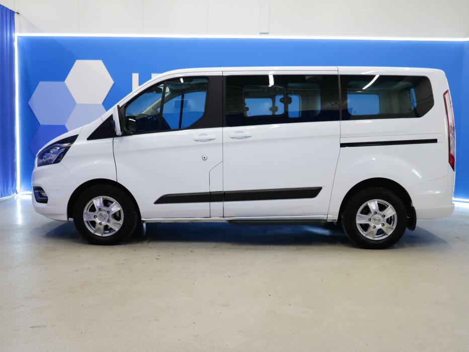 Ford Tourneo Custom 2022