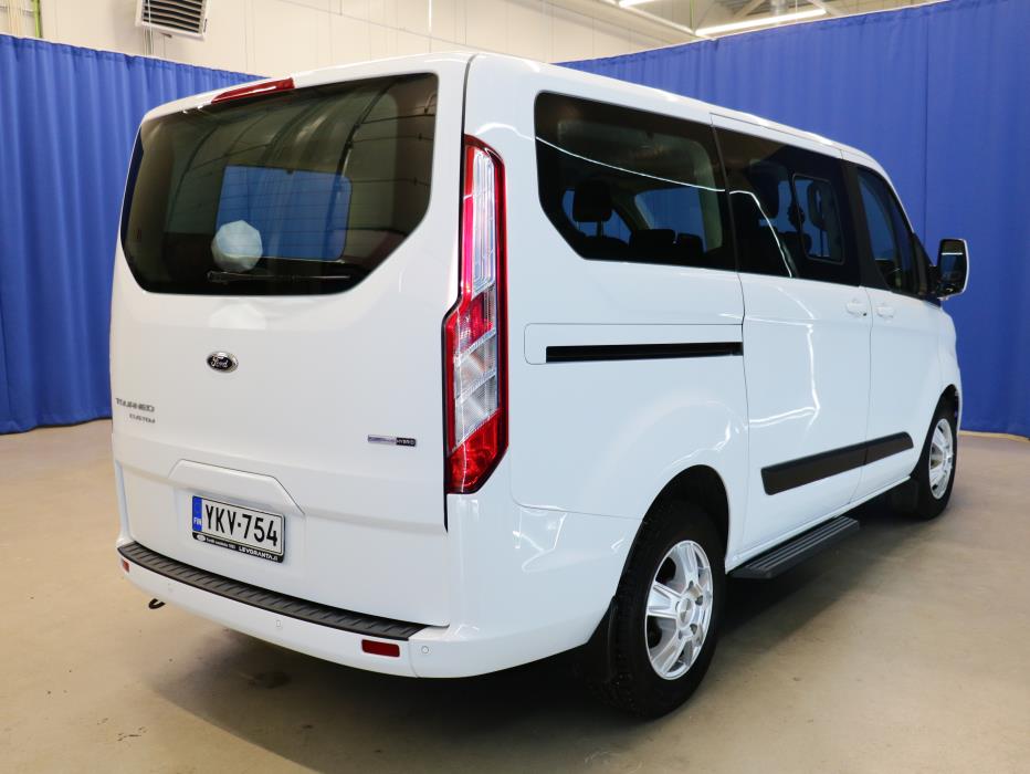 Ford Tourneo Custom 2022