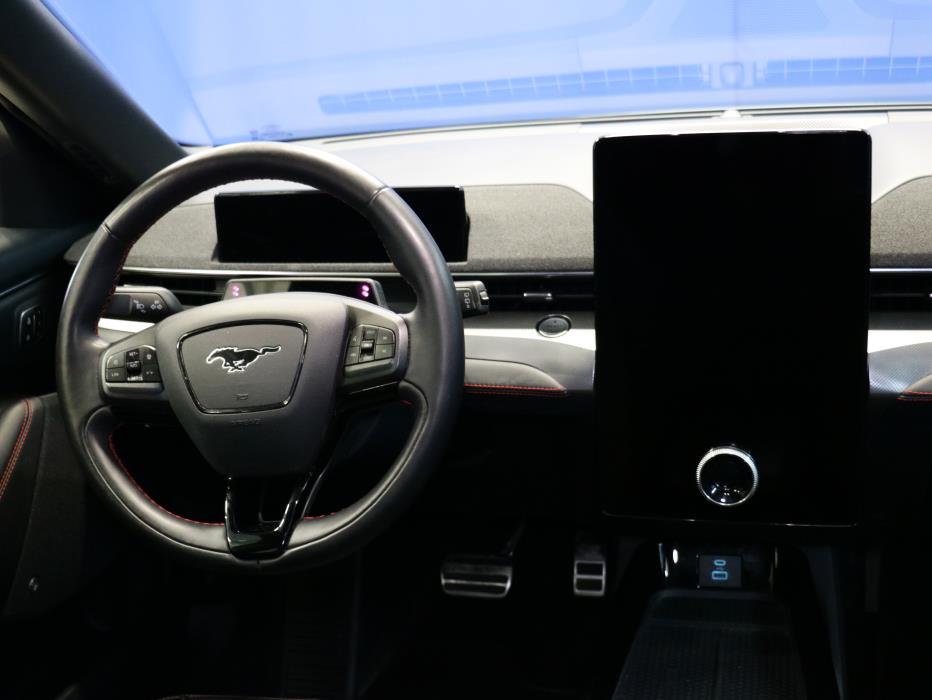 Ford Mustang Mach-E 2021