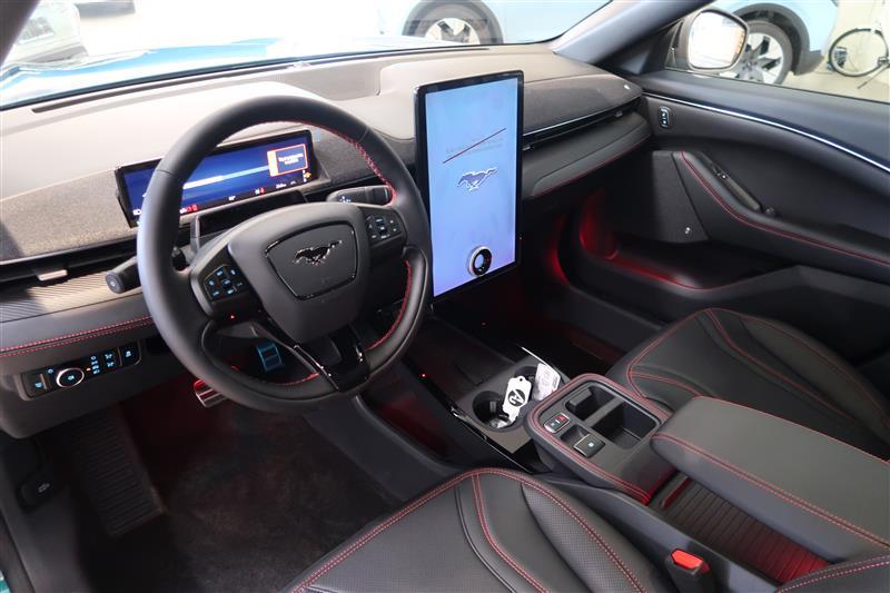 Ford Mustang Mach-E 2026