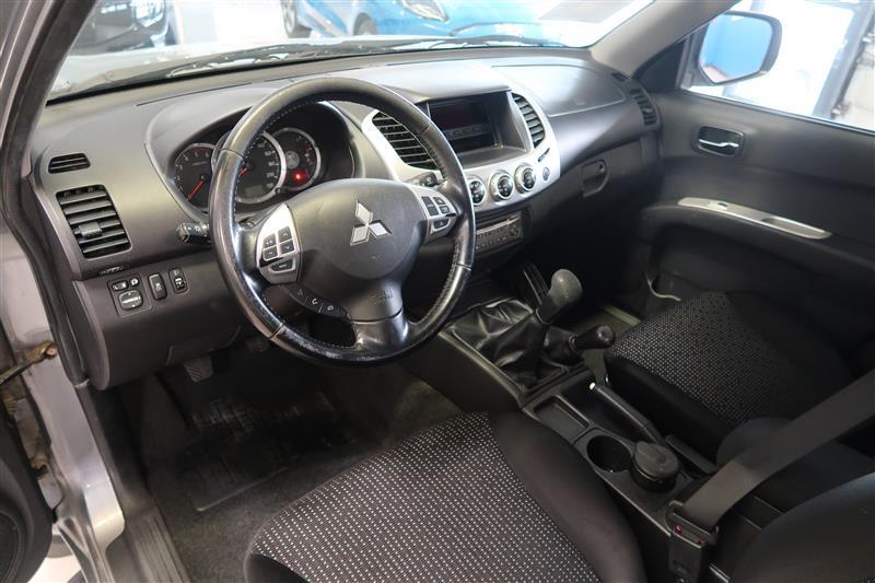 Mitsubishi L200 2014