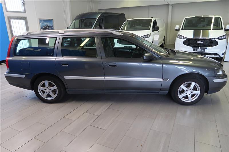 Volvo V70 2003