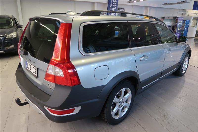 Volvo XC70 2010