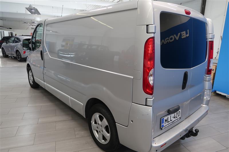 Opel Vivaro 2013