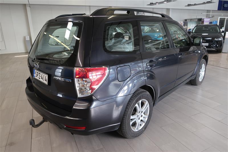 Subaru Forester 2010