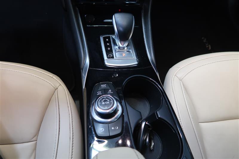 Infiniti QX30 2017