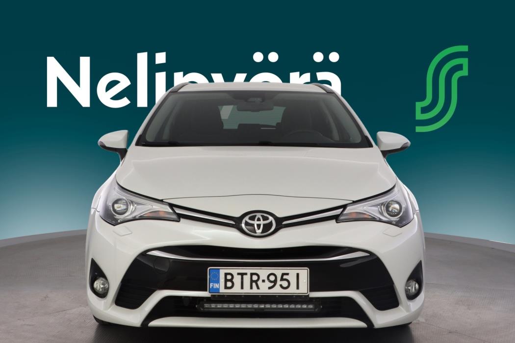 TOYOTA Avensis 2016