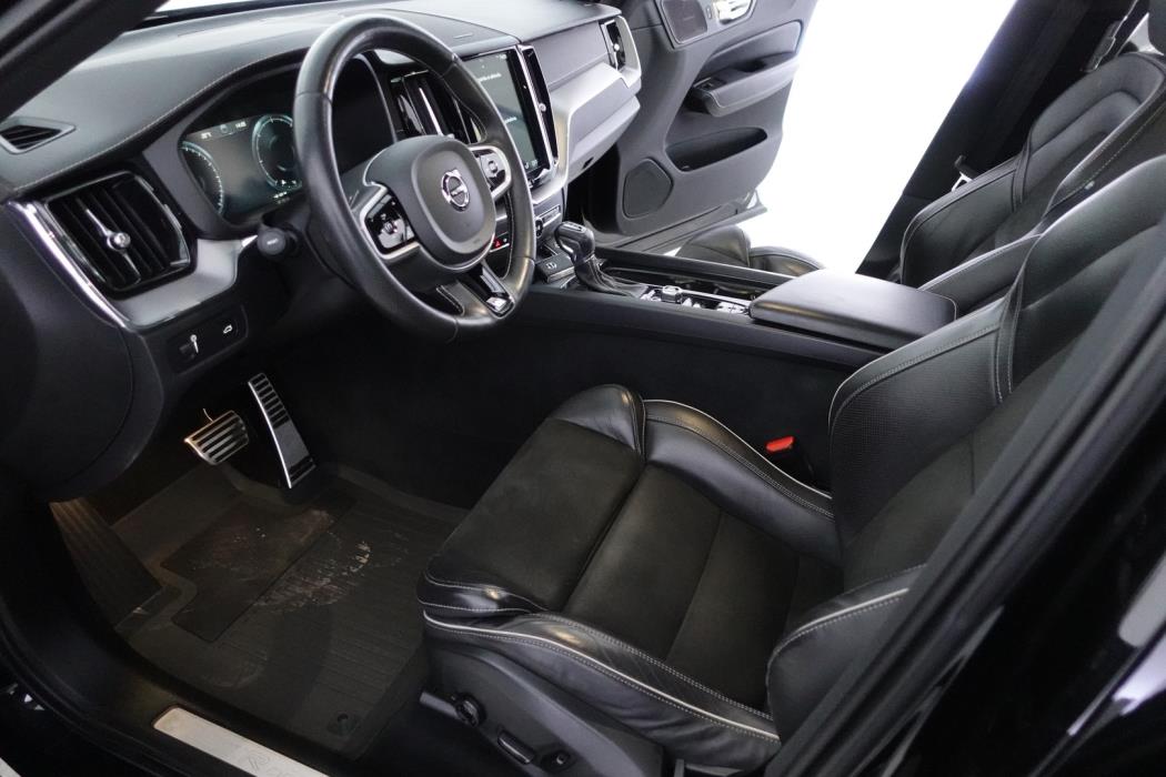 VOLVO XC60 2018