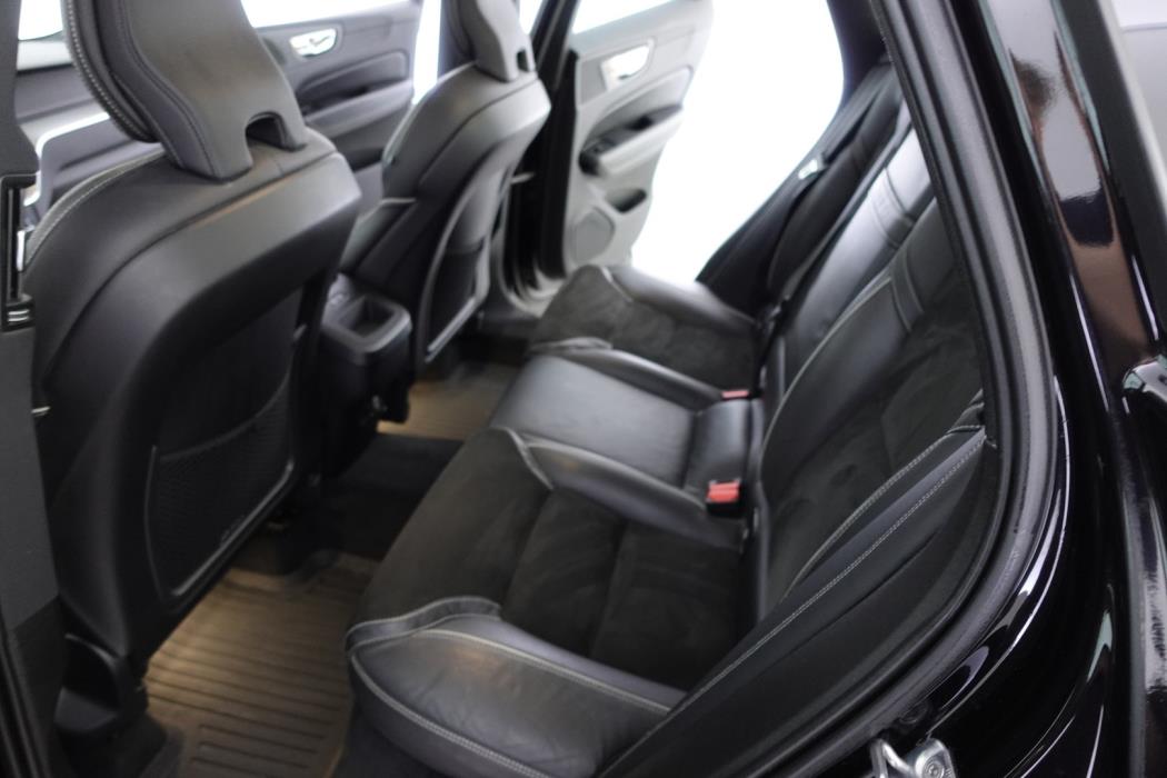 VOLVO XC60 2018