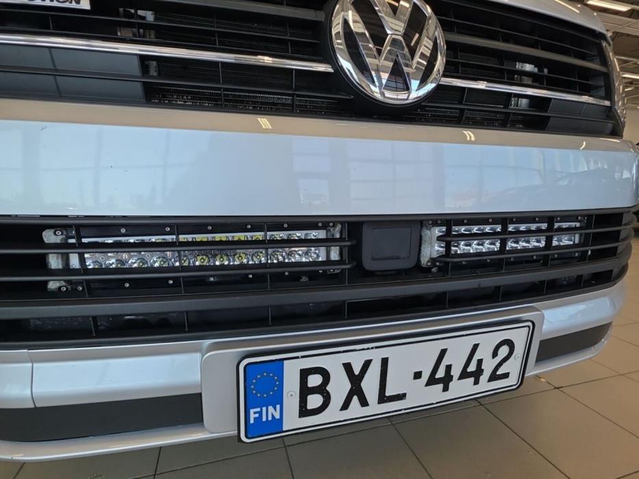 VOLKSWAGEN Transporter 2019
