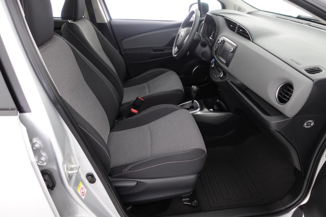 TOYOTA Yaris 2014