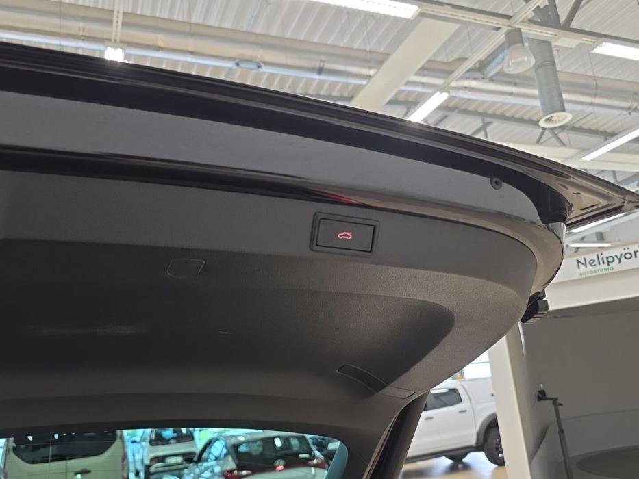 SKODA Karoq 2019