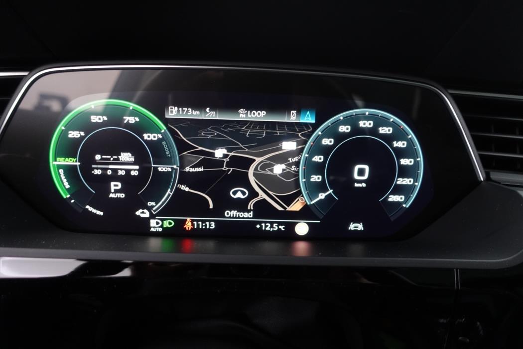AUDI e-tron 2019