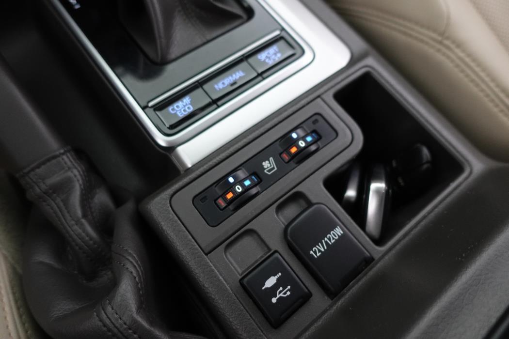 TOYOTA LAND CRUISER 2019