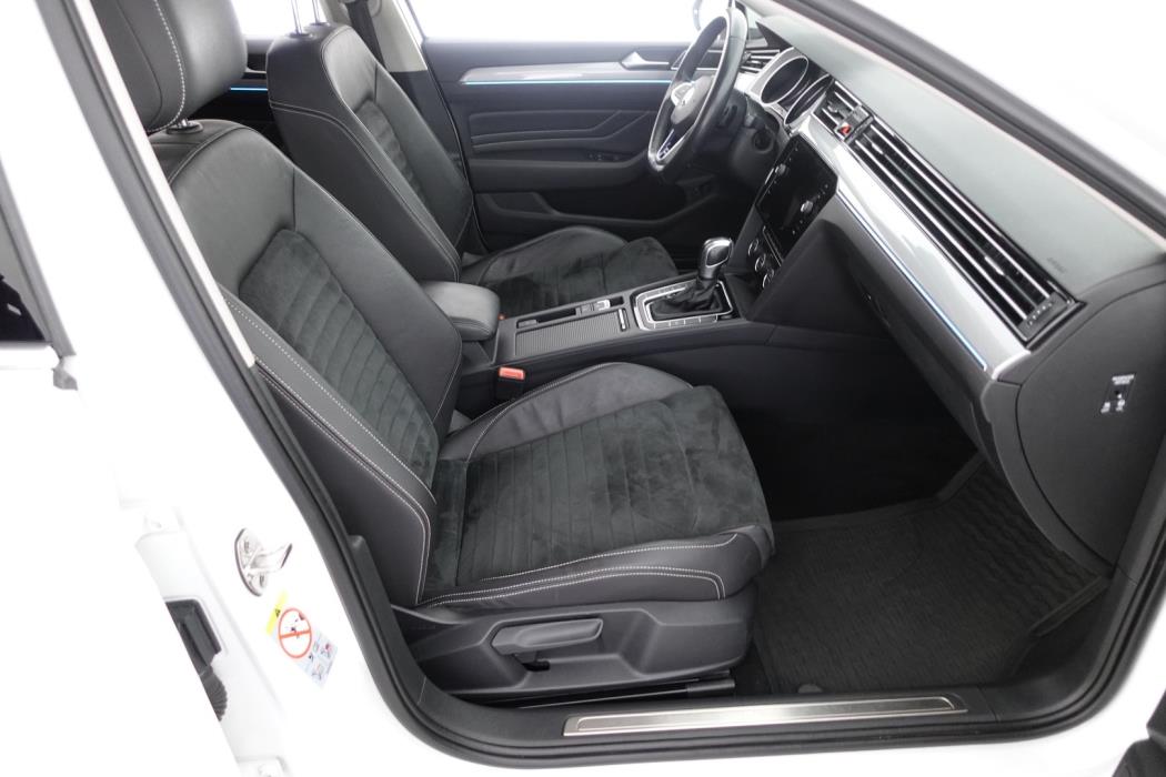 VOLKSWAGEN Passat 2020