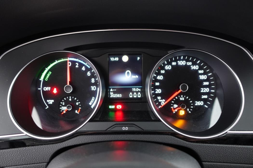 VOLKSWAGEN Passat 2020