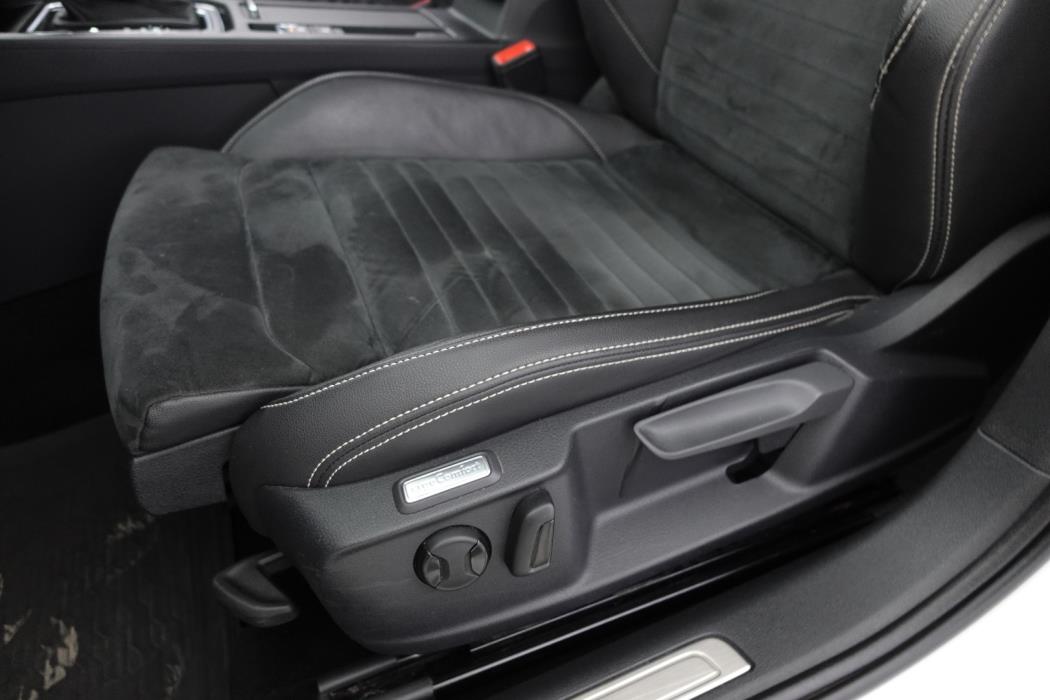 VOLKSWAGEN Passat 2020