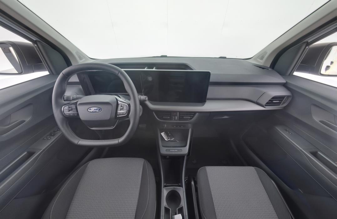 FORD TRANSIT COURIER 2025