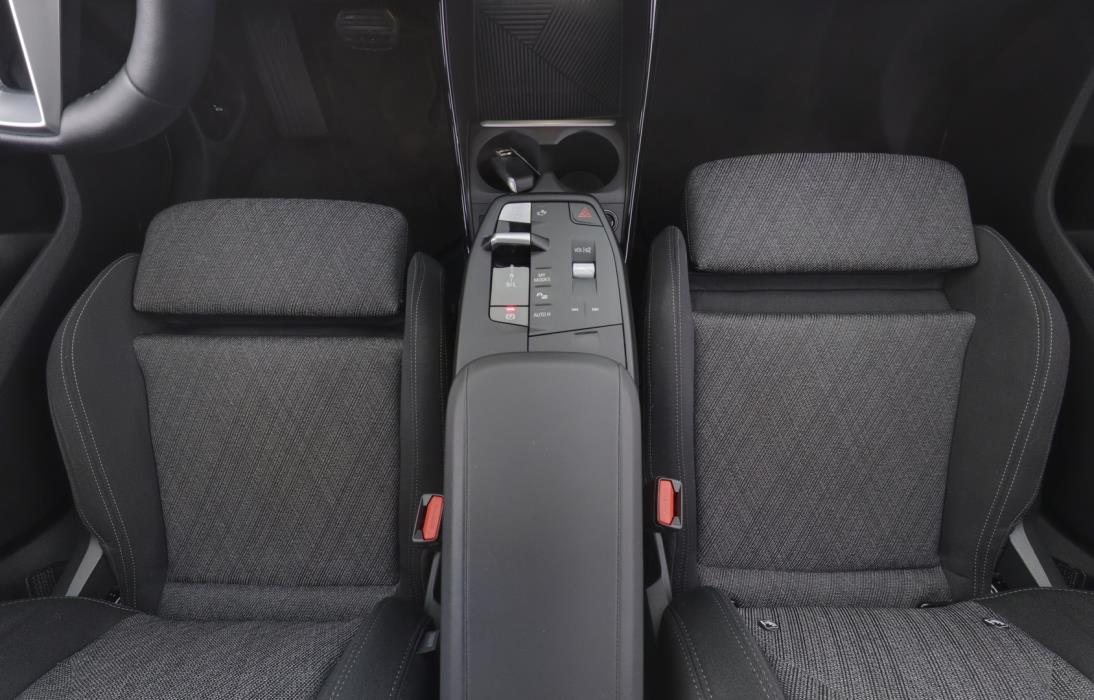 BMW 230 2024
