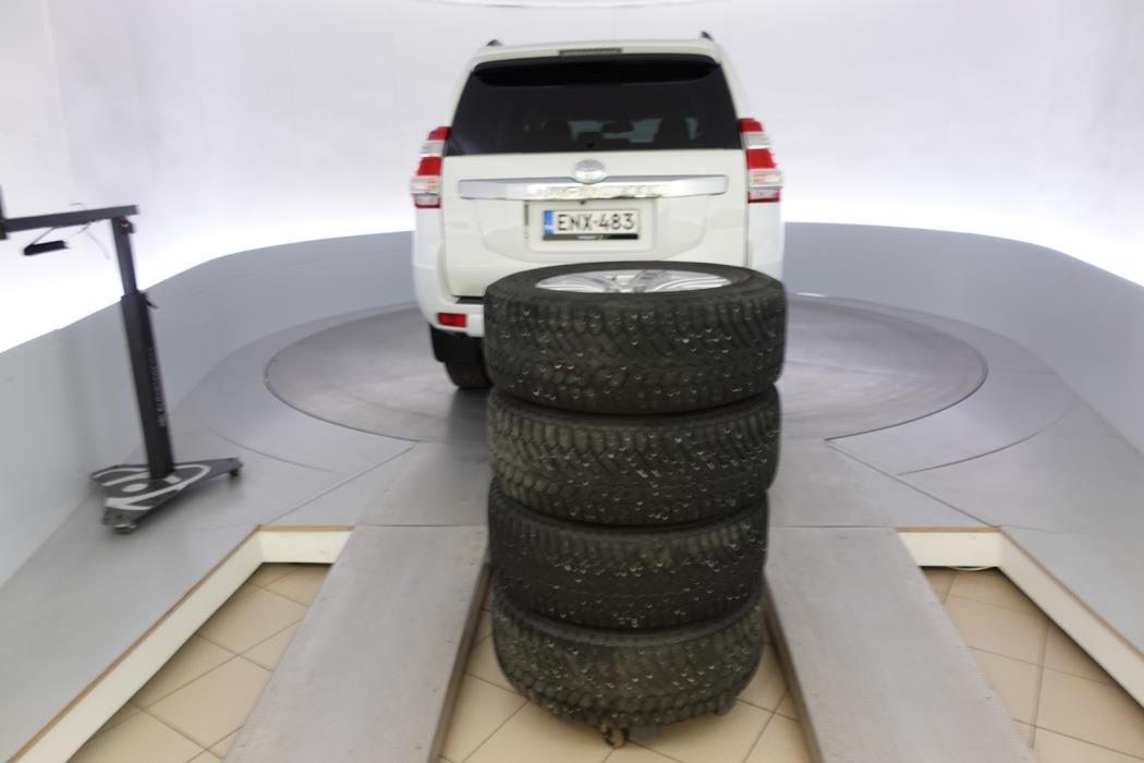 TOYOTA Land Cruiser 2016