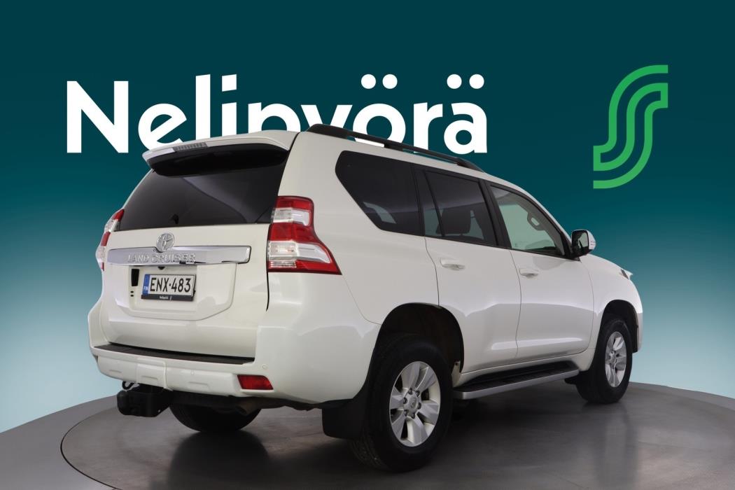 TOYOTA Land Cruiser 2016
