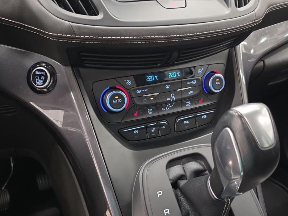 FORD KUGA 2017