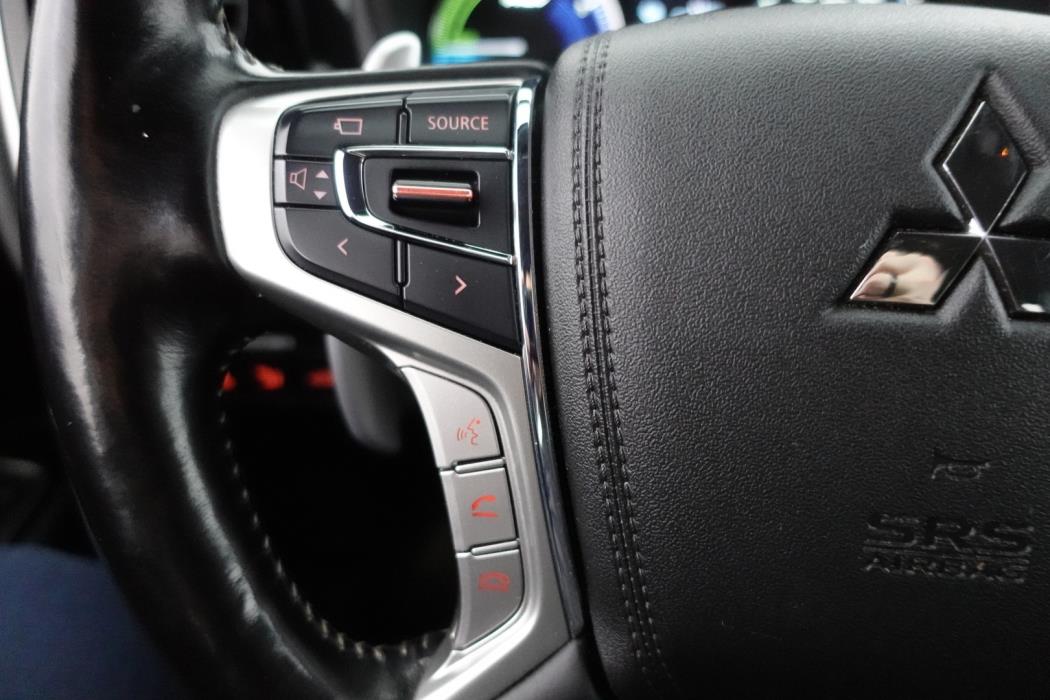 MITSUBISHI Outlander PHEV 2020