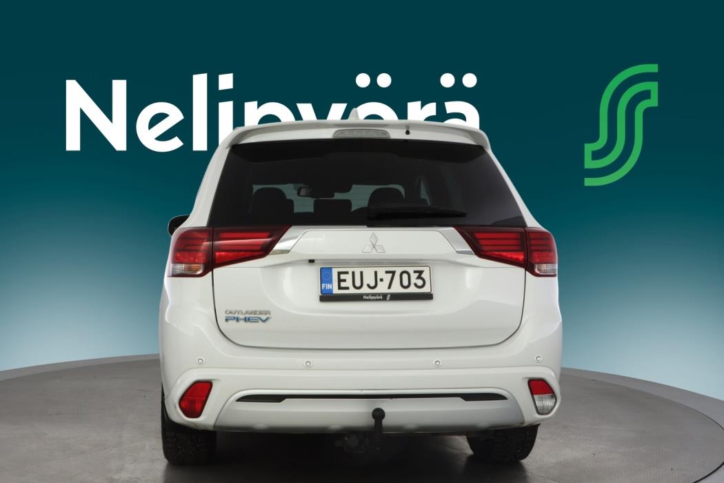 MITSUBISHI Outlander PHEV 2020