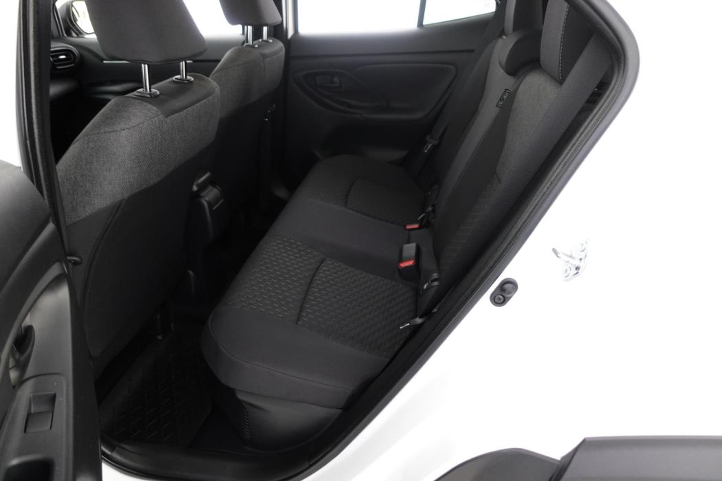 TOYOTA Yaris Cross 2024