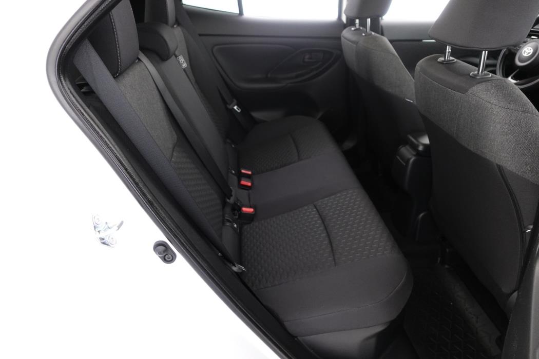 TOYOTA Yaris Cross 2024