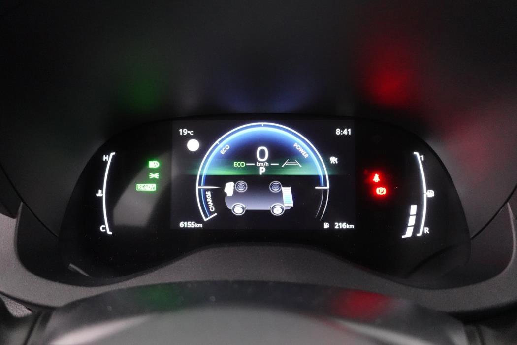 TOYOTA Yaris Cross 2024