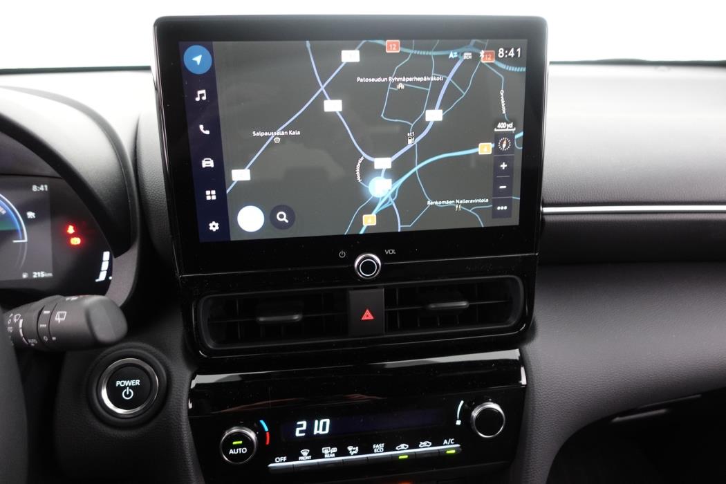 TOYOTA Yaris Cross 2024