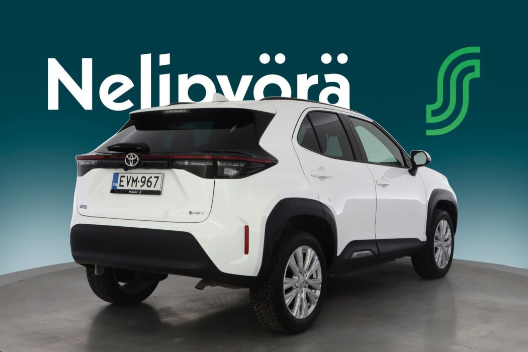 TOYOTA Yaris Cross 2024