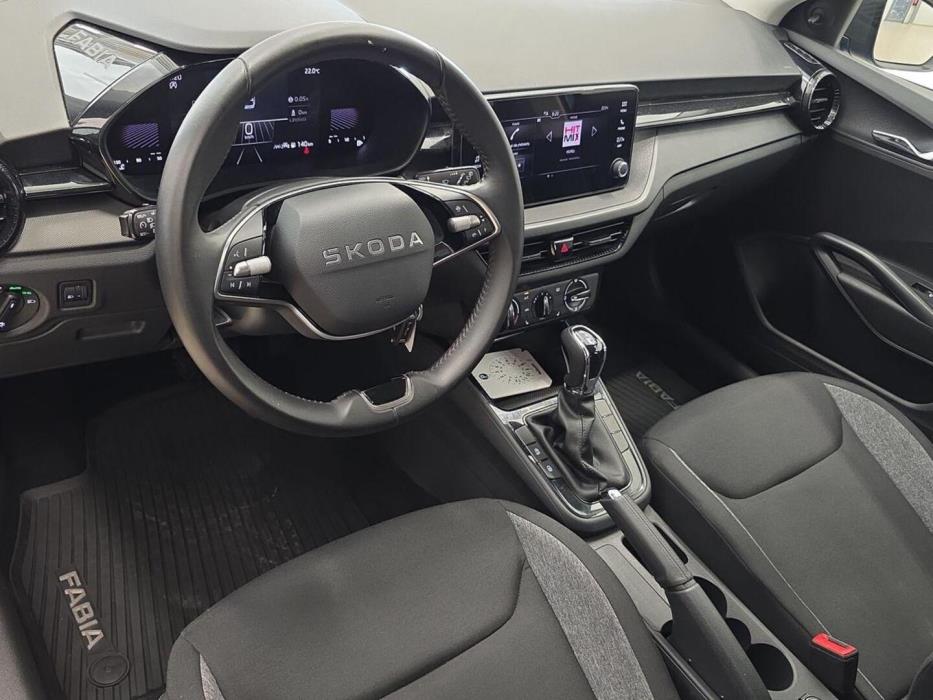 SKODA FABIA 2025