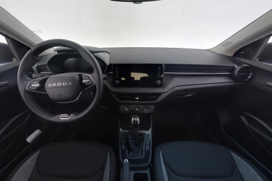 SKODA FABIA 2025