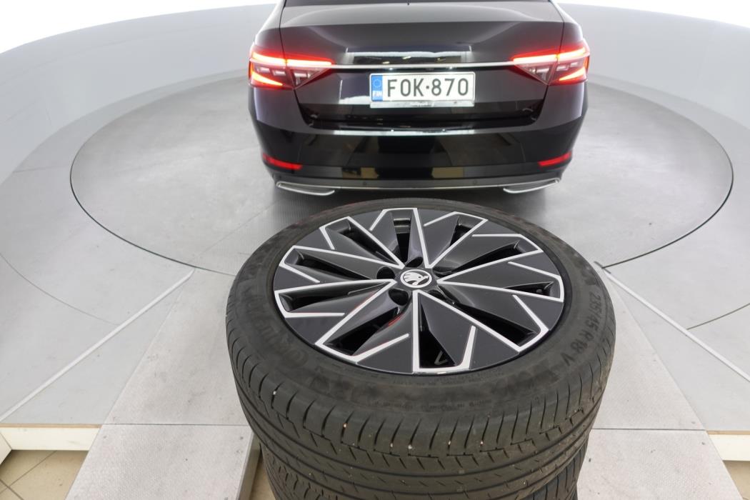 SKODA Superb 2020